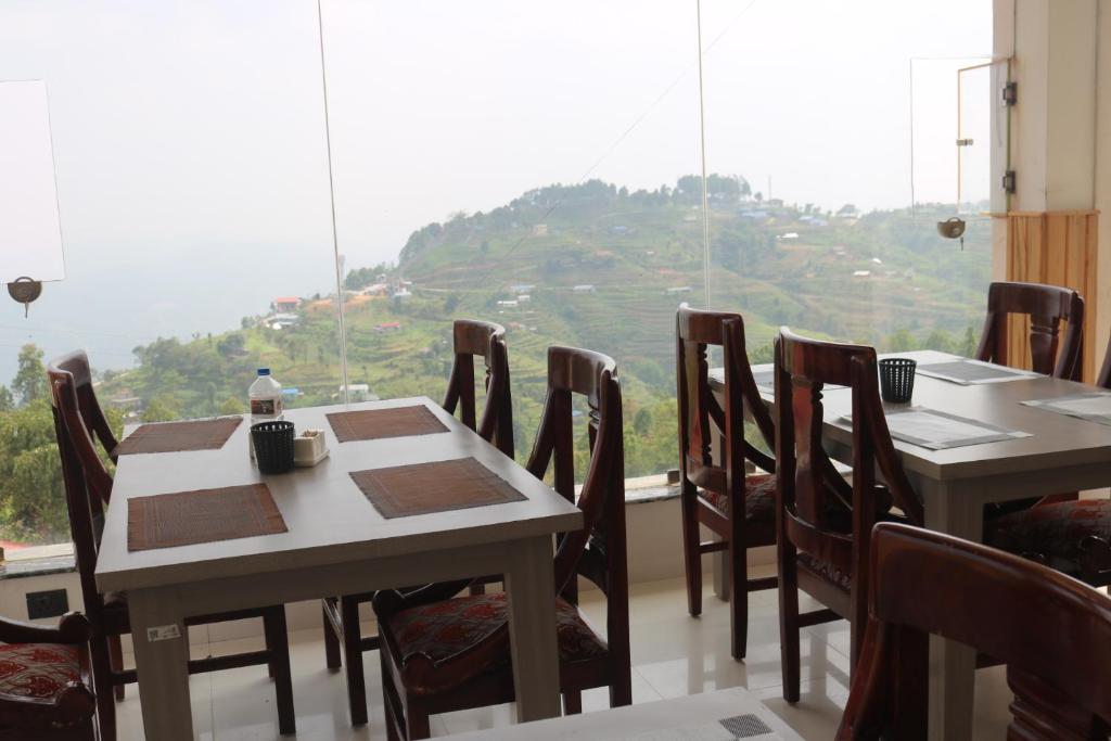 Hotel Gadi View